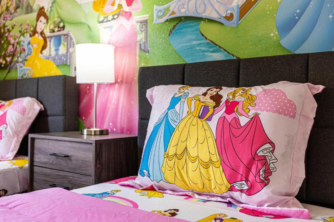 Photo of Bedroom in Crystal Cove