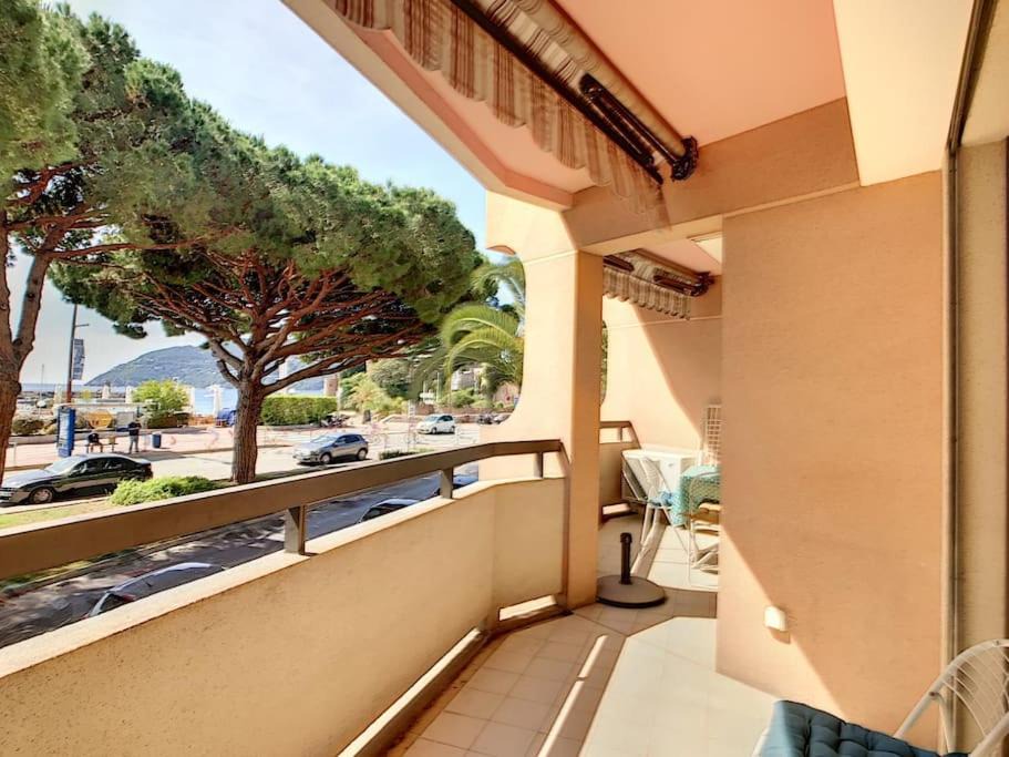 Photo of Patio Balcony in Mandelieu-la-Napoule Beach