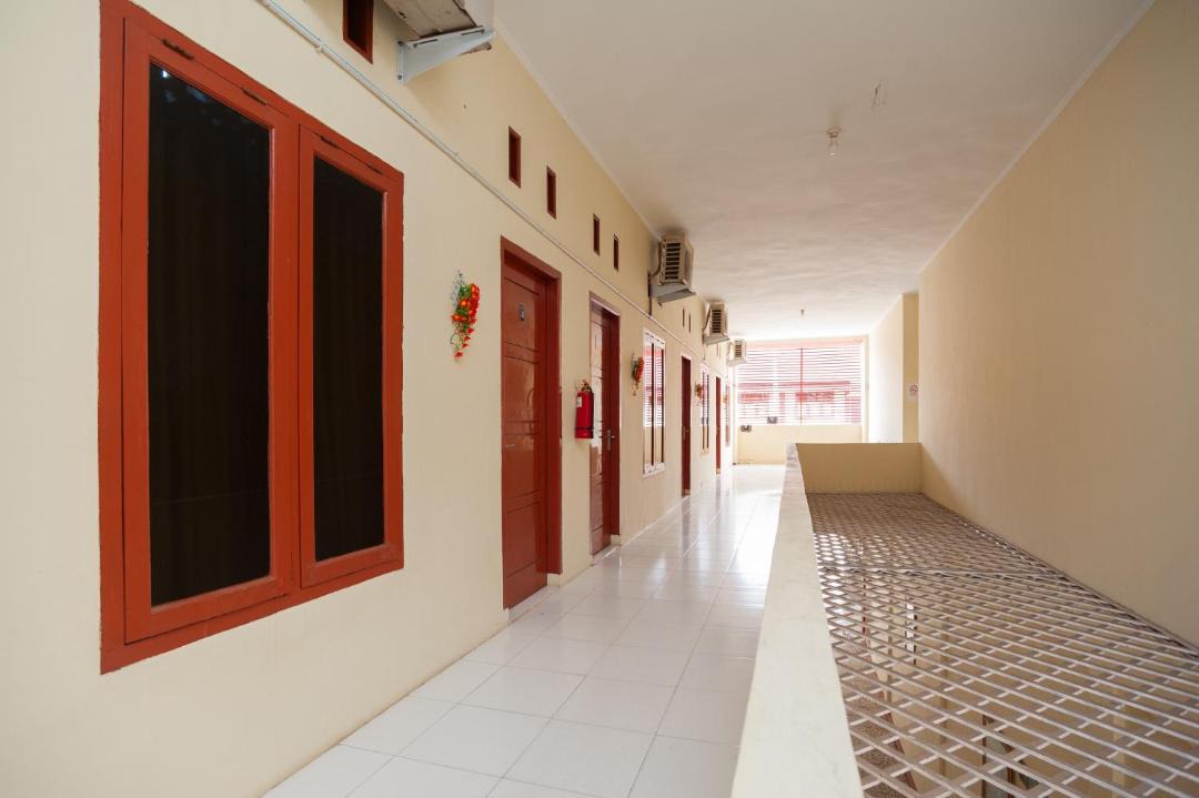 Photo of Others in Gedongtataan