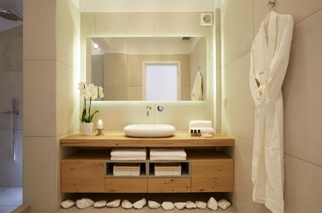 Photo of Bathroom in Exo Gialos
