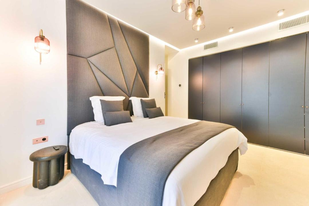 Photo of Bedroom in Cannes