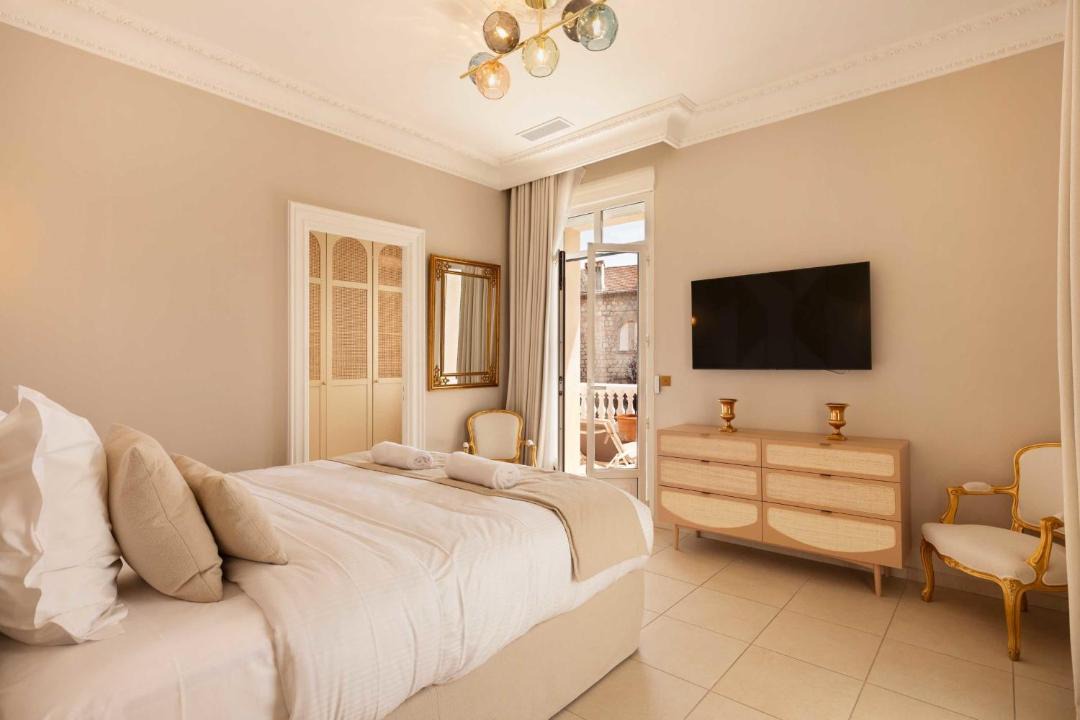 Photo of Bedroom in Cannes