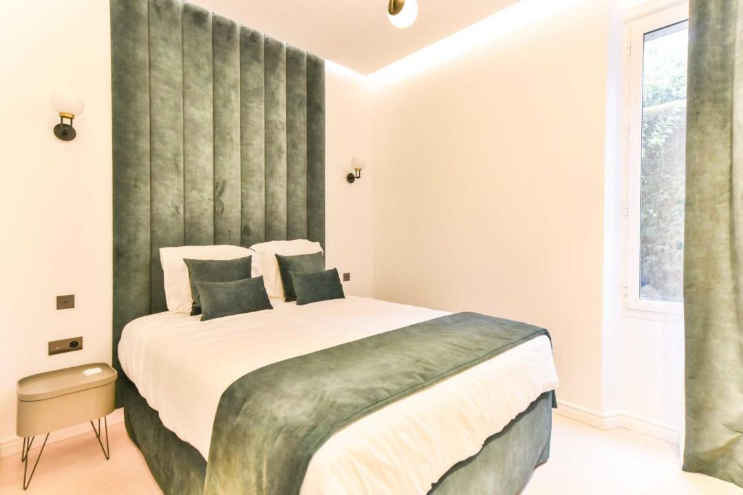 Photo of Bedroom in Cannes