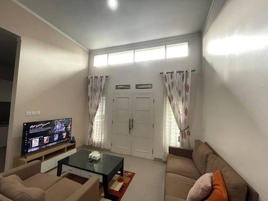 Photo of Livingroom in Cibodas