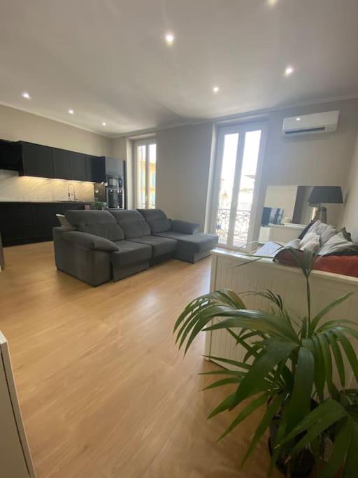 Photo of Livingroom in Liberation