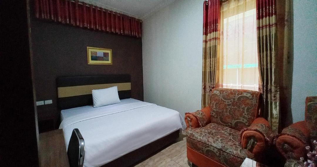 Photo of Bedroom in Metro