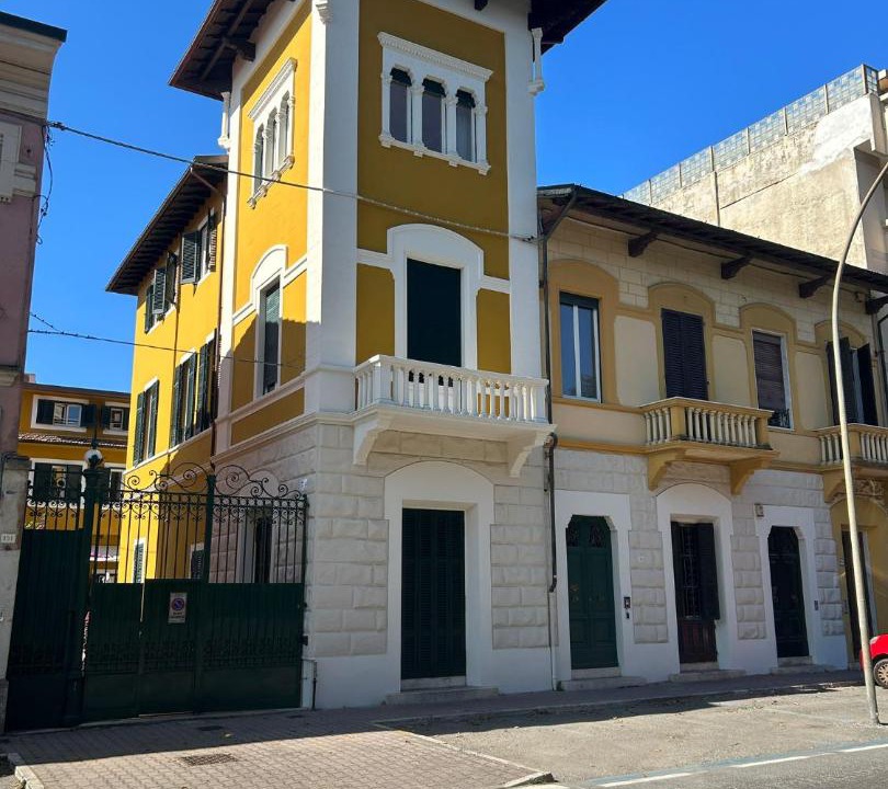 Photo of Others in Viareggio