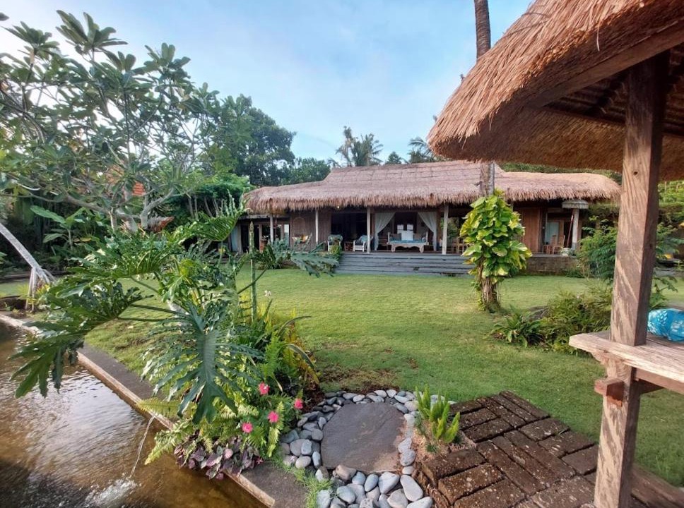 Photo of Buildings in Suraberata