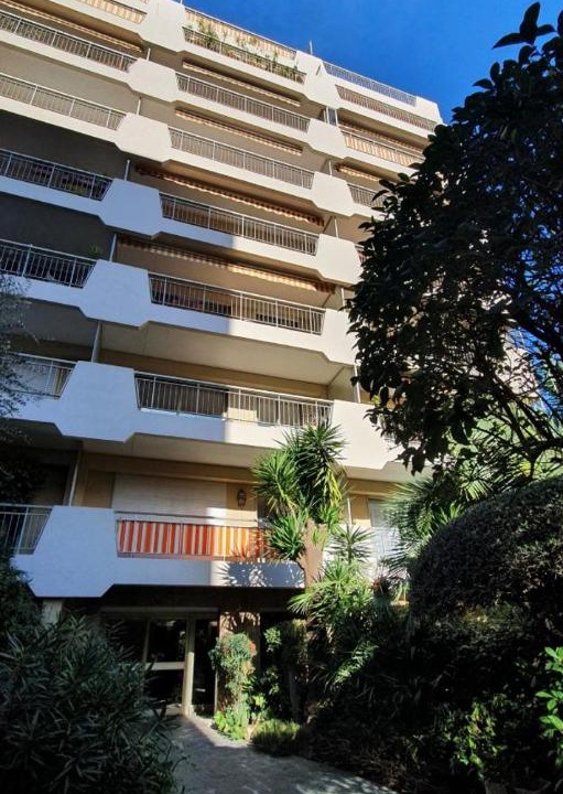Photo of Buildings in Carabacel