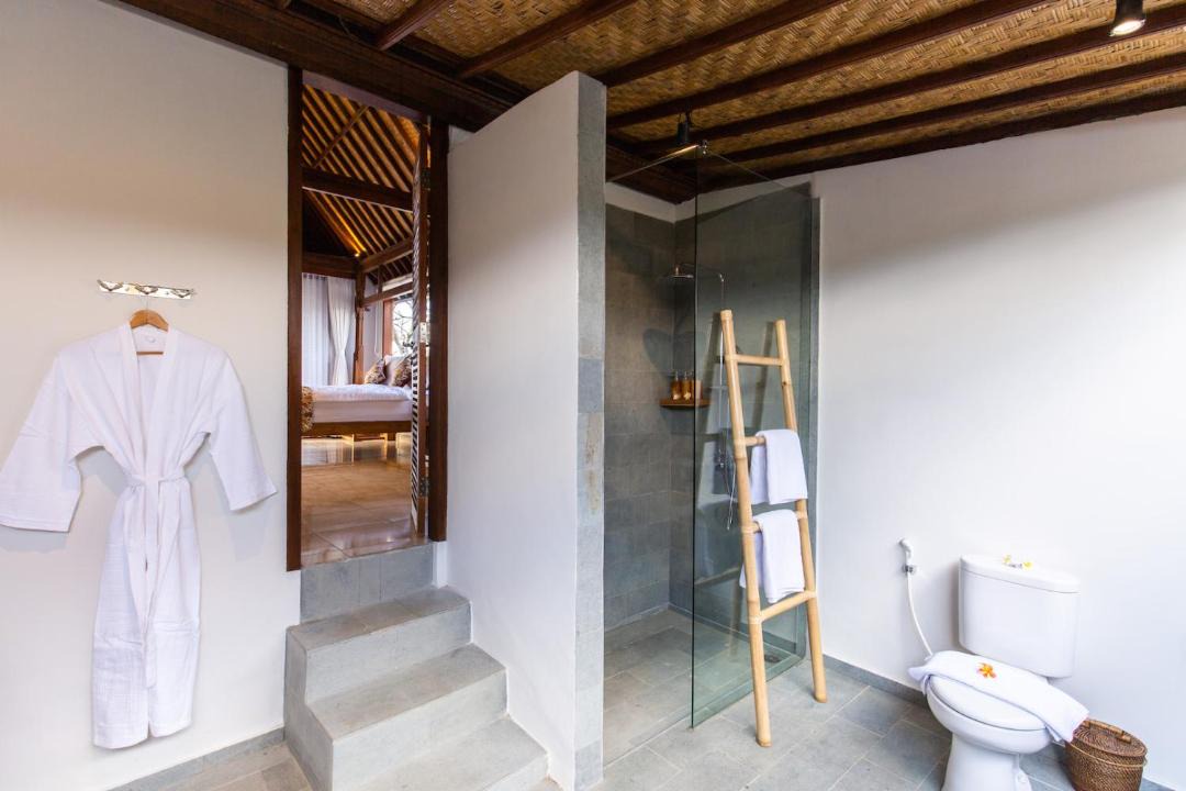 Photo of Bathroom in Umeanyar