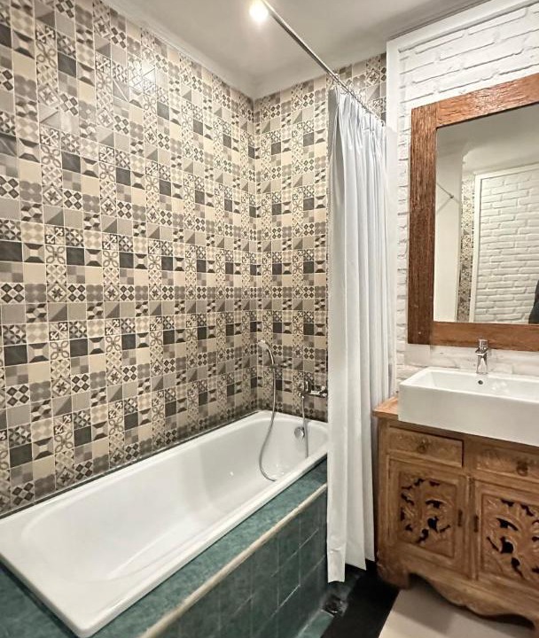 Photo of Bathroom in Keliki
