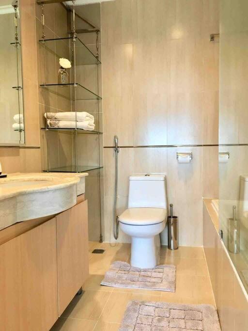 Photo of Bathroom in Senayan