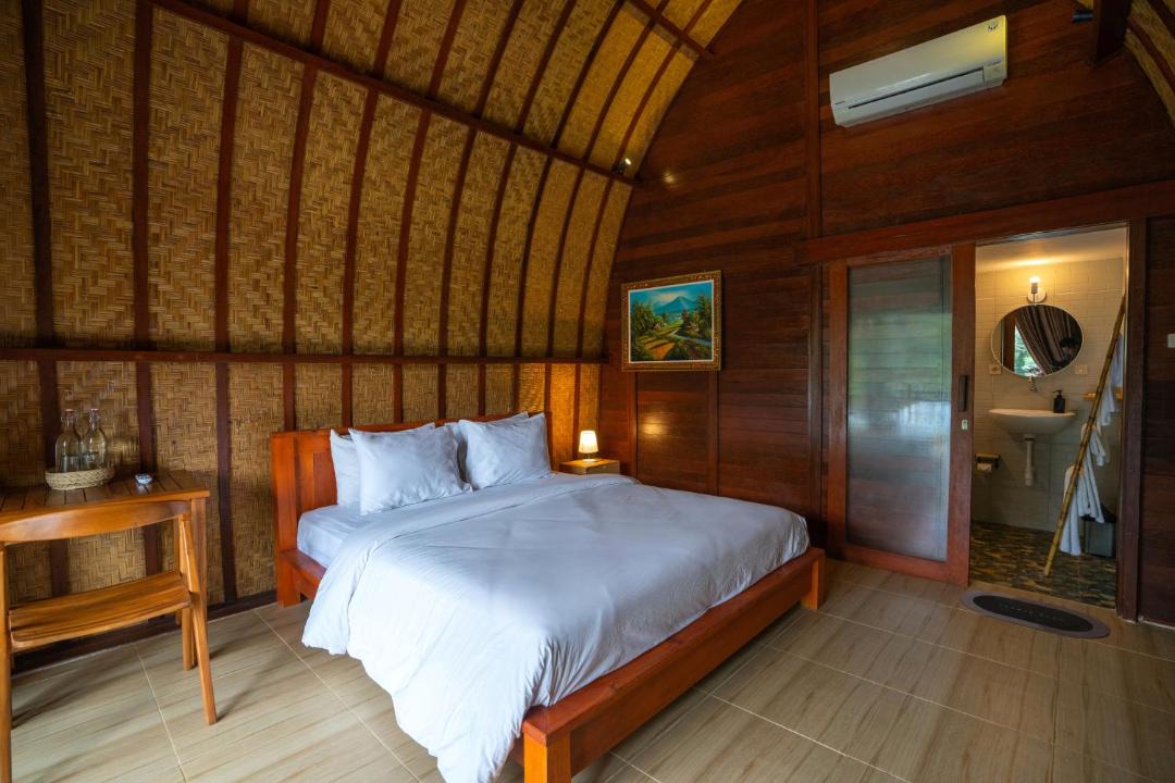 Photo of Bedroom in Seraya Barat