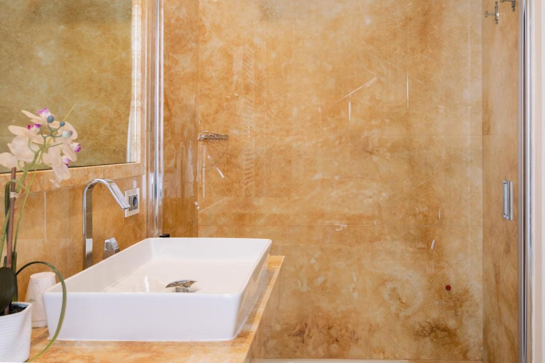 Photo of Bathroom in Carrara