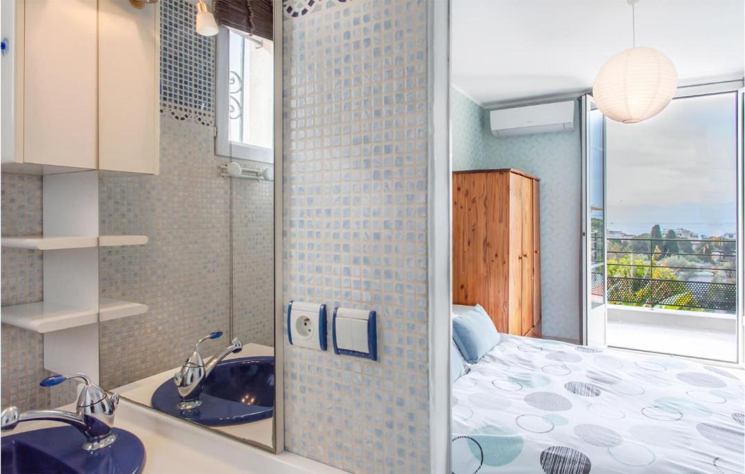 Photo of Bathroom in Saint-Laurent-du-Var