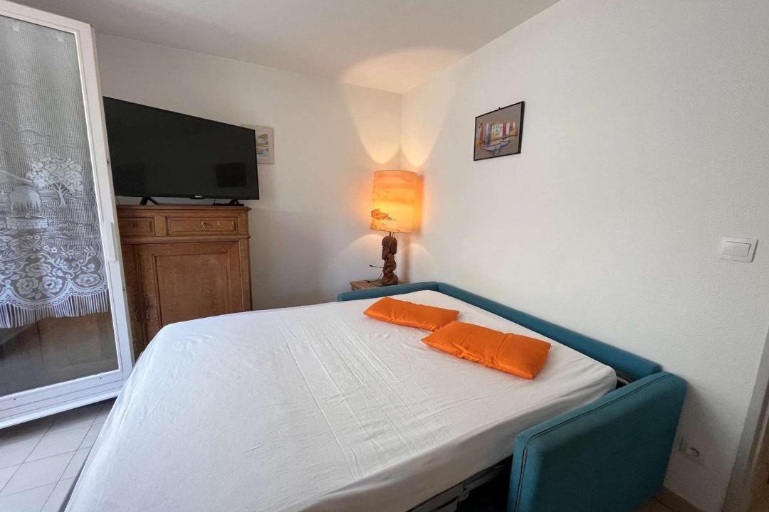 Photo of Bedroom in Saint-Aygulf