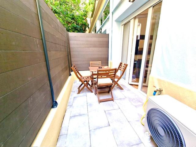 Photo of Patio Balcony in Les Baumettes
