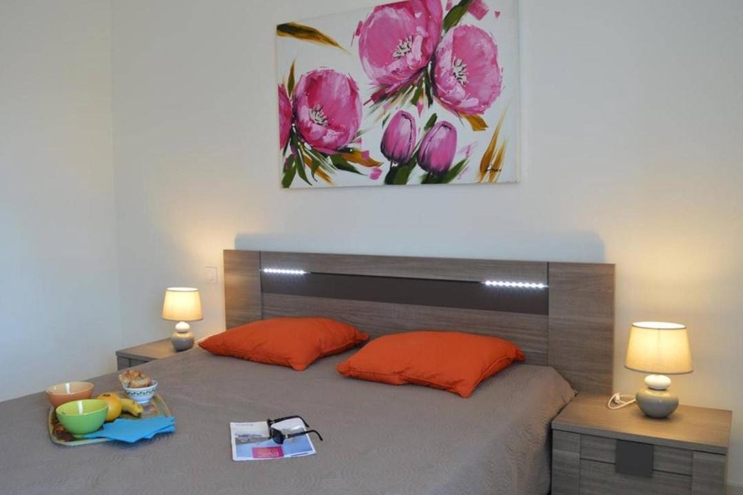 Photo of Bedroom in Saint-Raphael