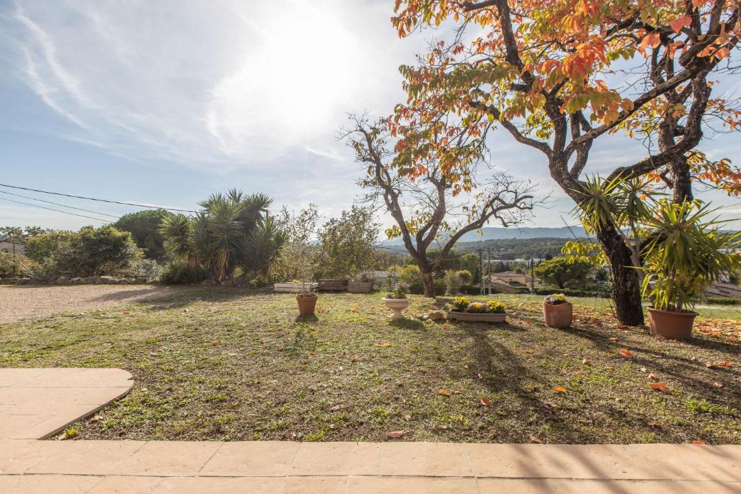 Photo of Others in Mouans-Sartoux