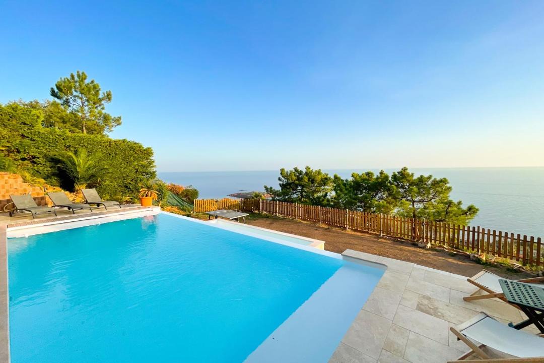 Photo of Outdoor in Antheor