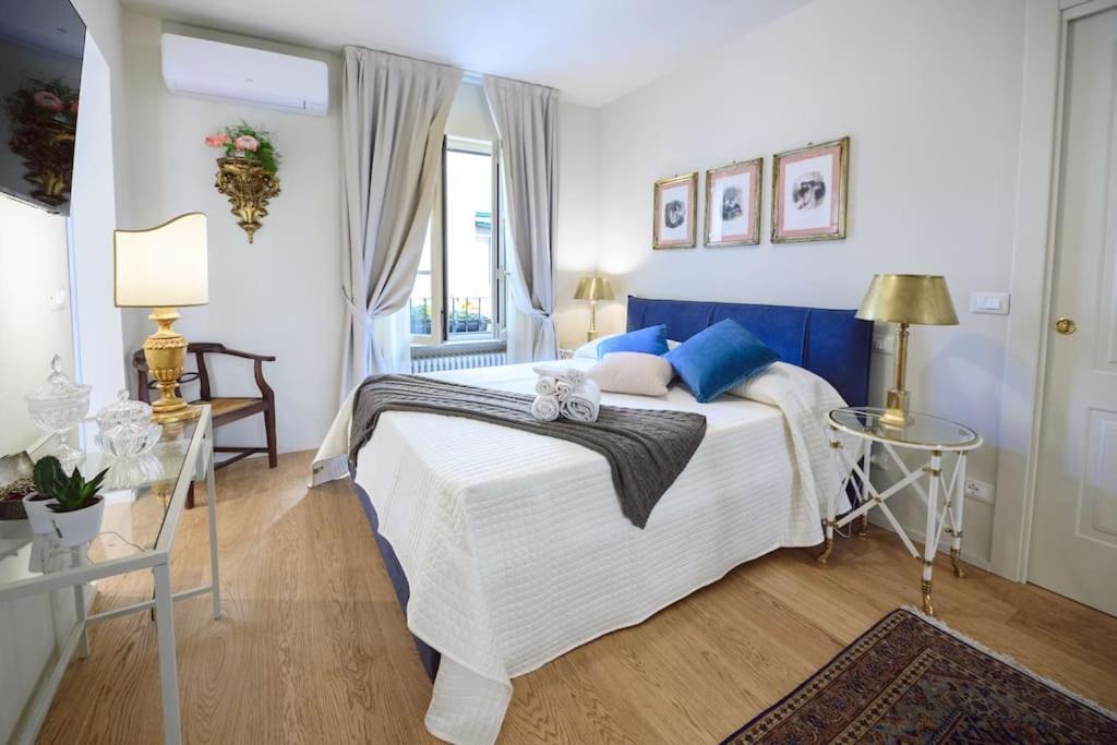 Photo of Bedroom in Lucca Historical Center