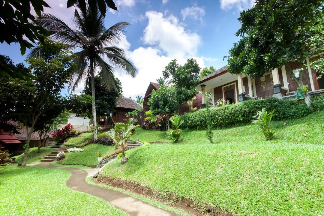 Photo of Others in East Selemadeg