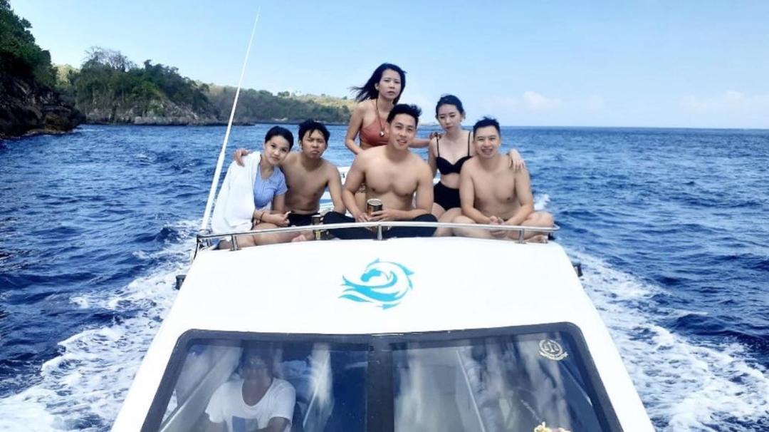 Photo of Human In Picture in Tanjungbenoa
