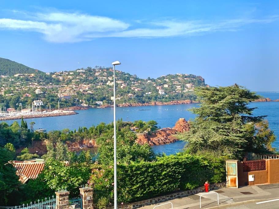 Photo of Outdoor in Espero-Pax