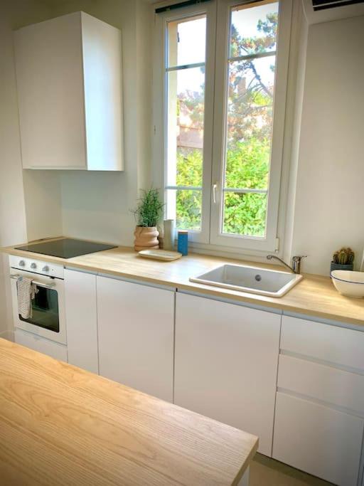Photo of Kitchen in Espero-Pax