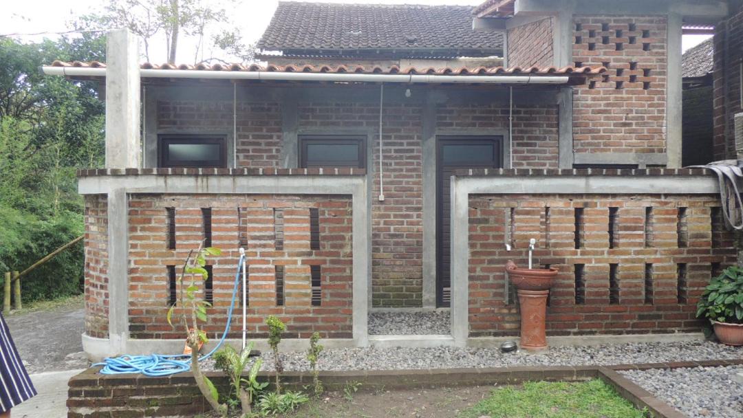 Photo of Buildings in Ngemplak
