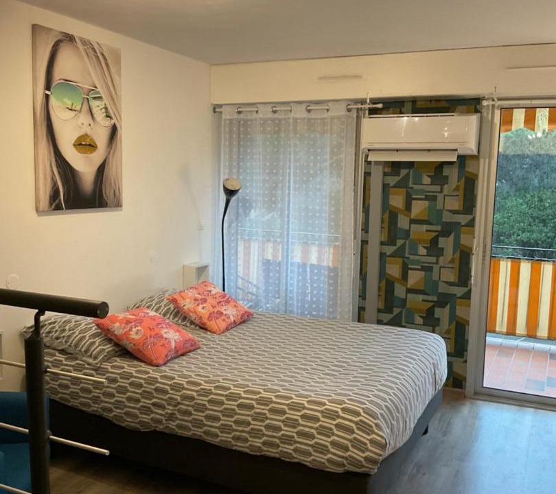 Photo of Bedroom in Saint-Tropez