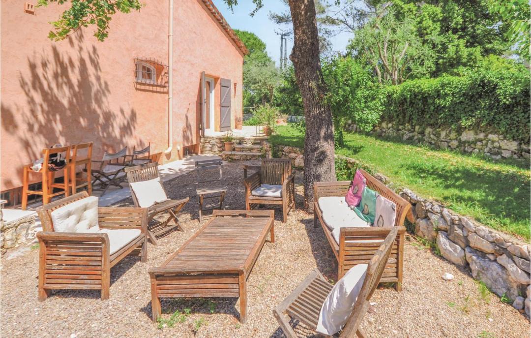 Photo of Others in Les Maillans