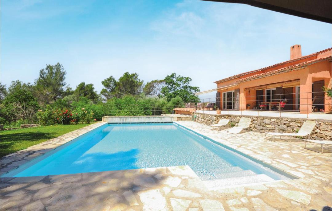 Photo of Outdoor in Les Maillans