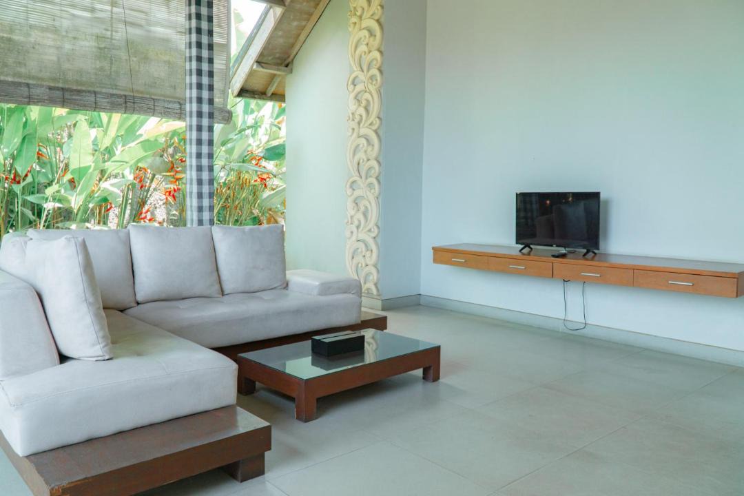 Photo of Livingroom in East Selemadeg