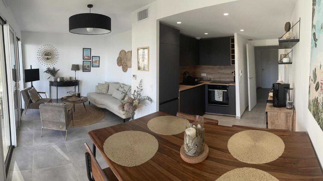 Photo of Livingroom in Eze