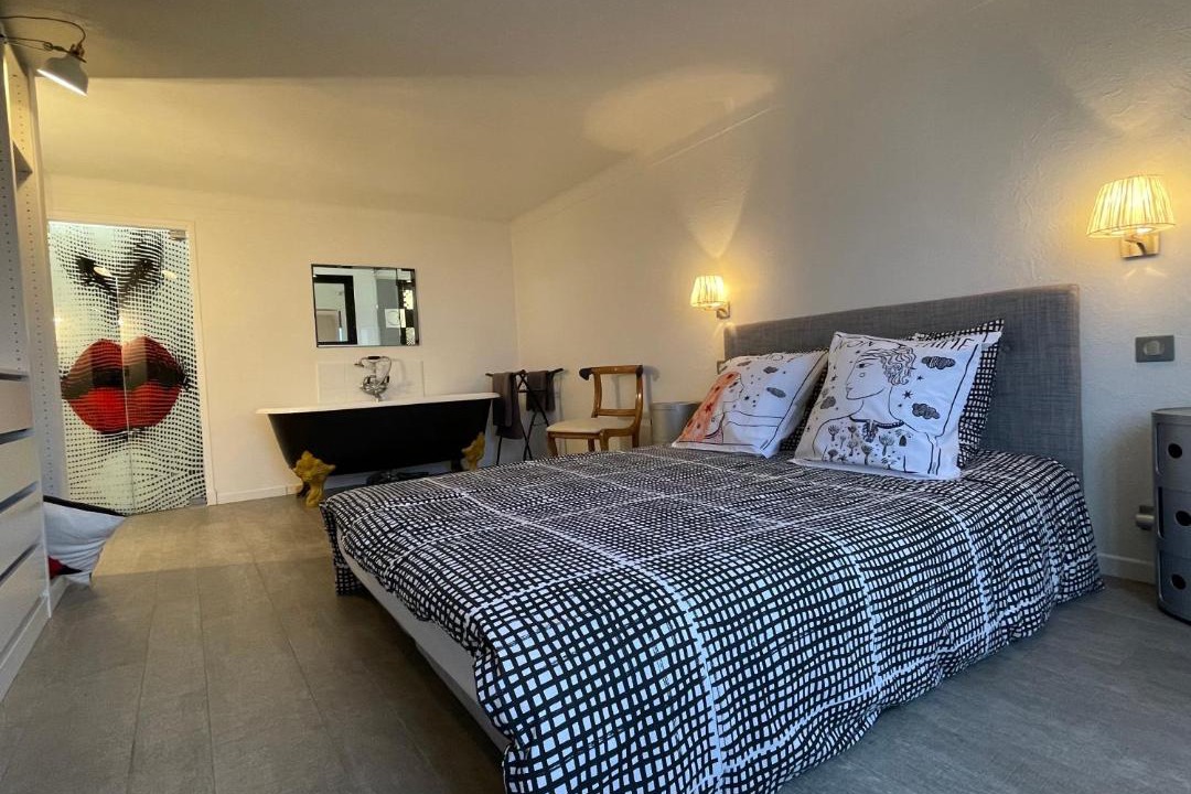 Photo of Bedroom in Golfe Juan