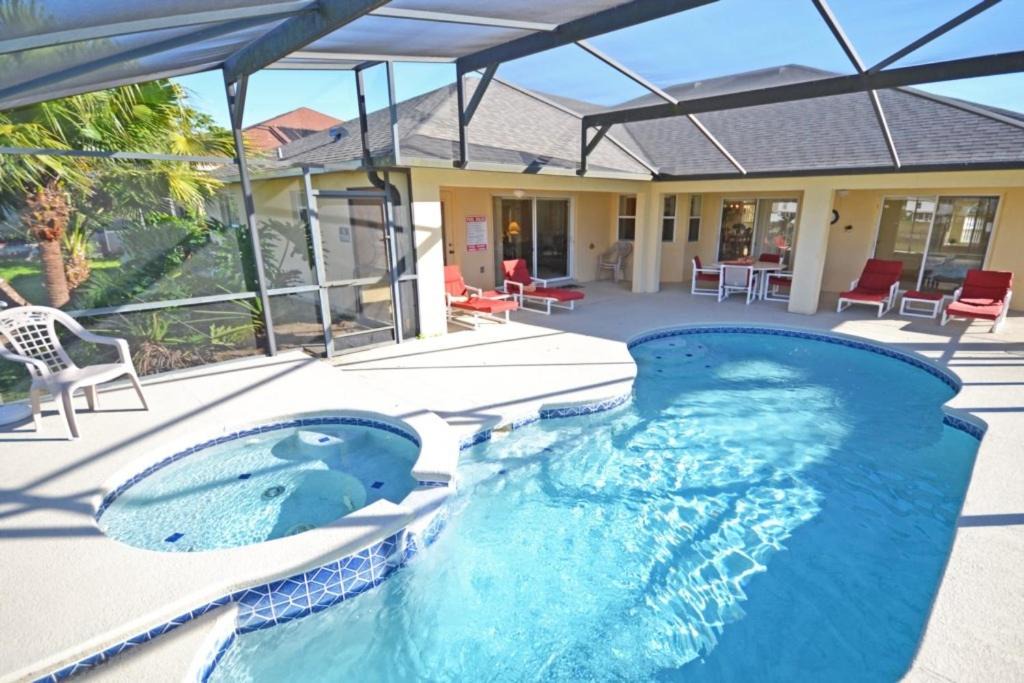 Photo of Patio Balcony in Tuscan Ridge