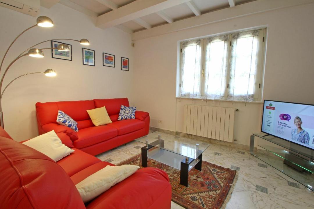 Photo of Livingroom in Poveromo
