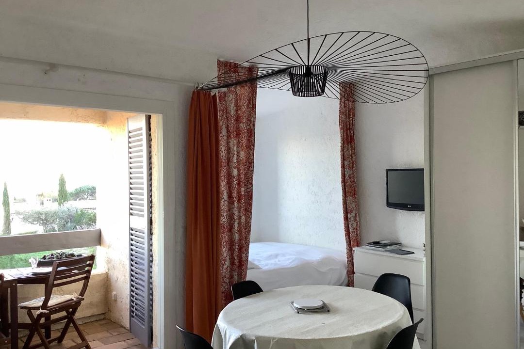 Photo of Bathroom in Guerrevieille