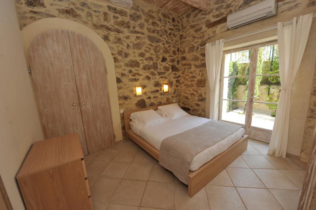 Photo of Others in La Croix des Gardes