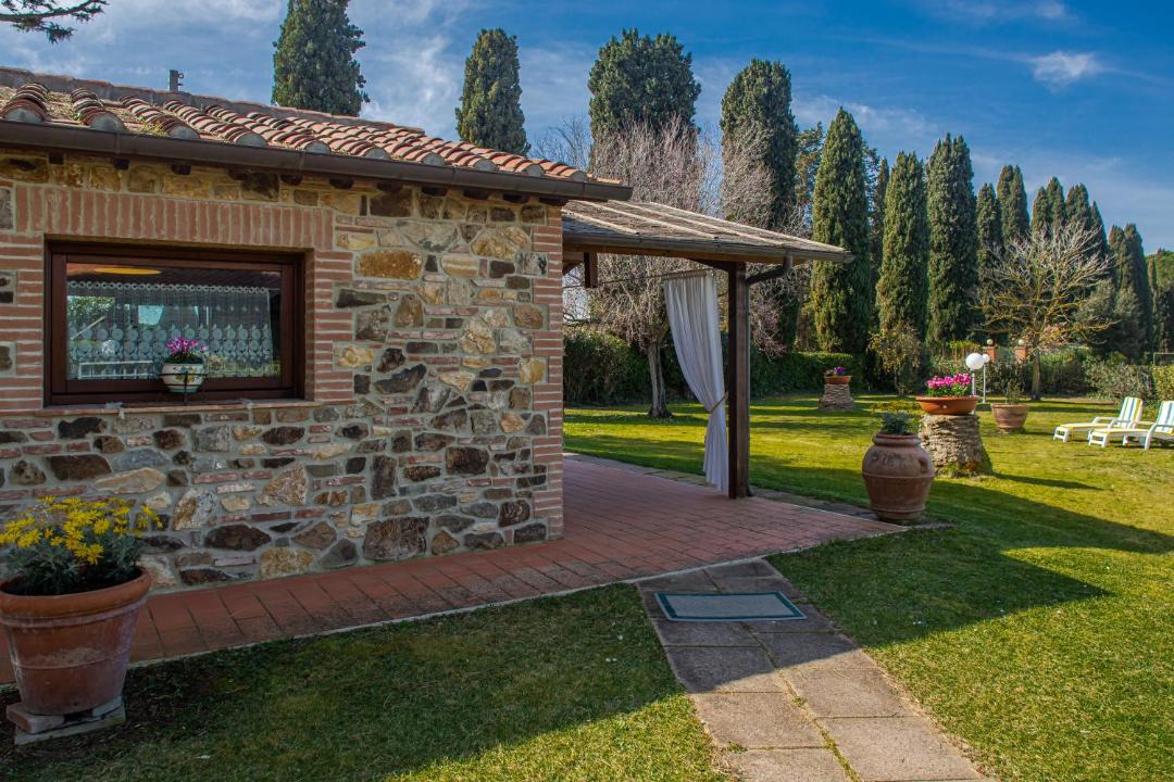 Photo of Buildings in Castagneto Carducci