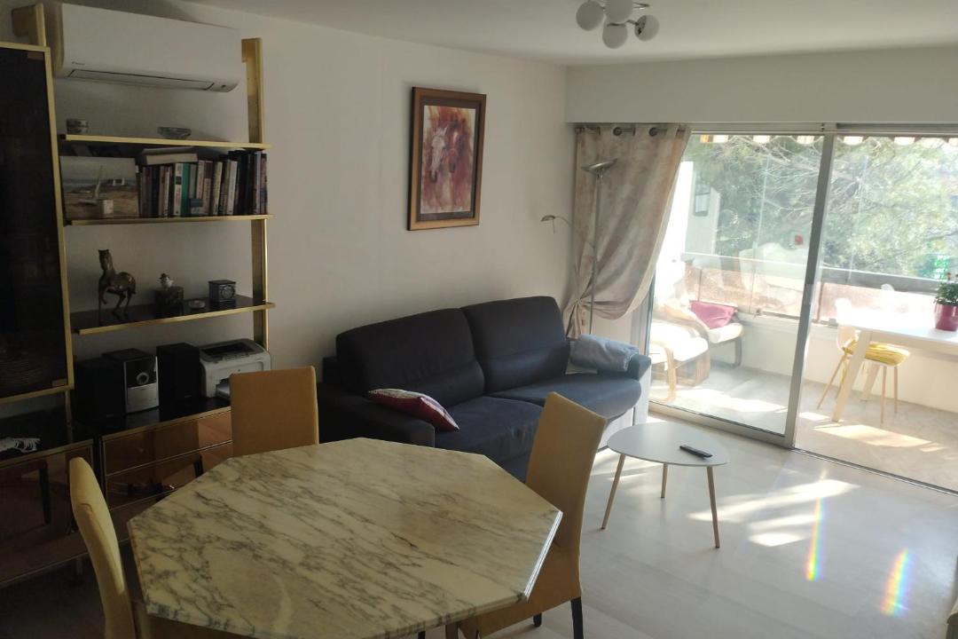 Photo of Livingroom in Cannes