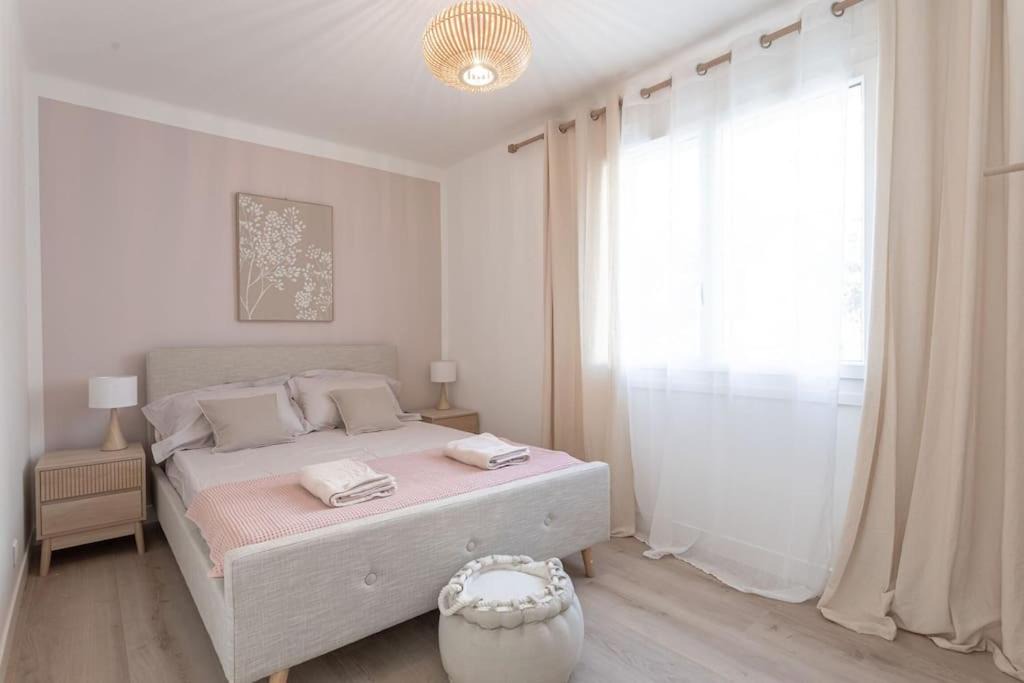 Photo of Bedroom in La Napoule