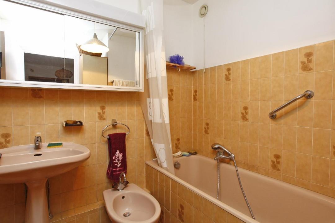 Photo of Bathroom in Quartier du Port