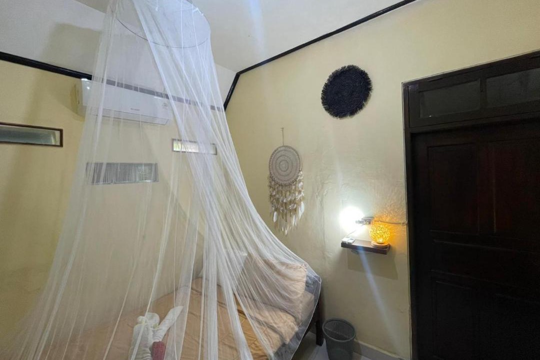 Photo of Bedroom in Delod Peken