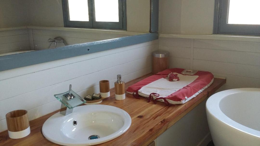 Photo of Bathroom in Coaraze