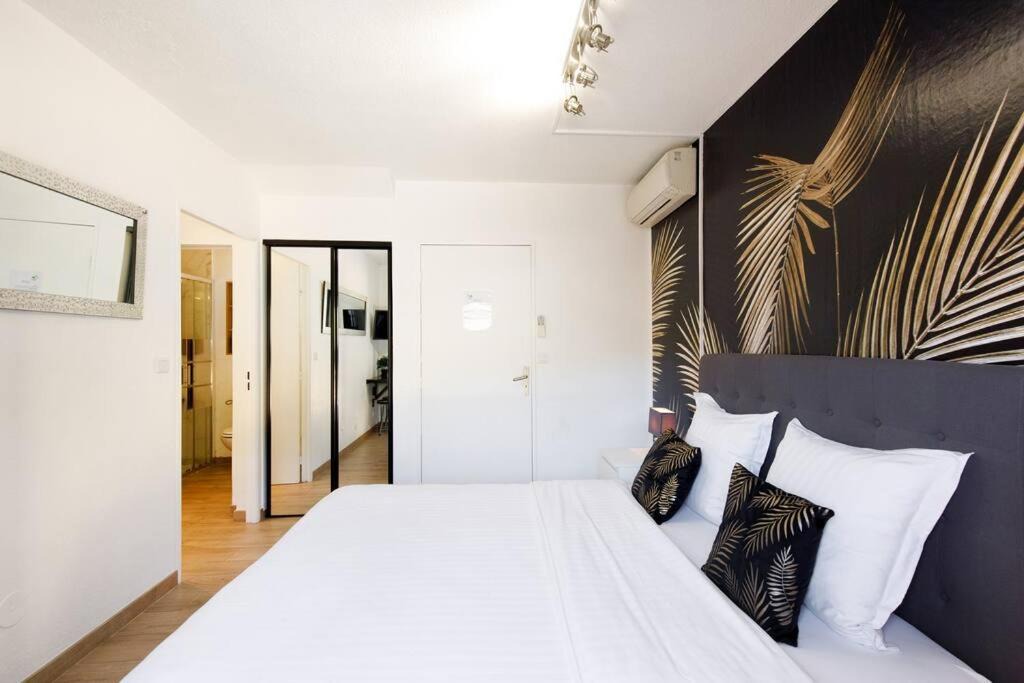 Photo of Bedroom in Eze