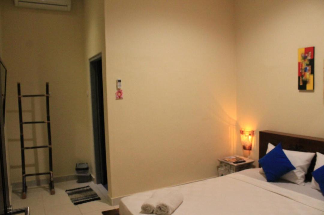 Photo of Bedroom in Tuban