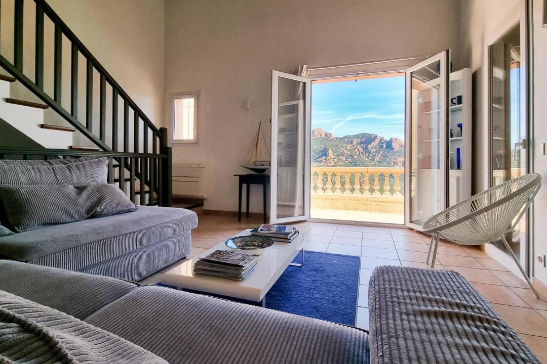 Photo of Livingroom in Antheor