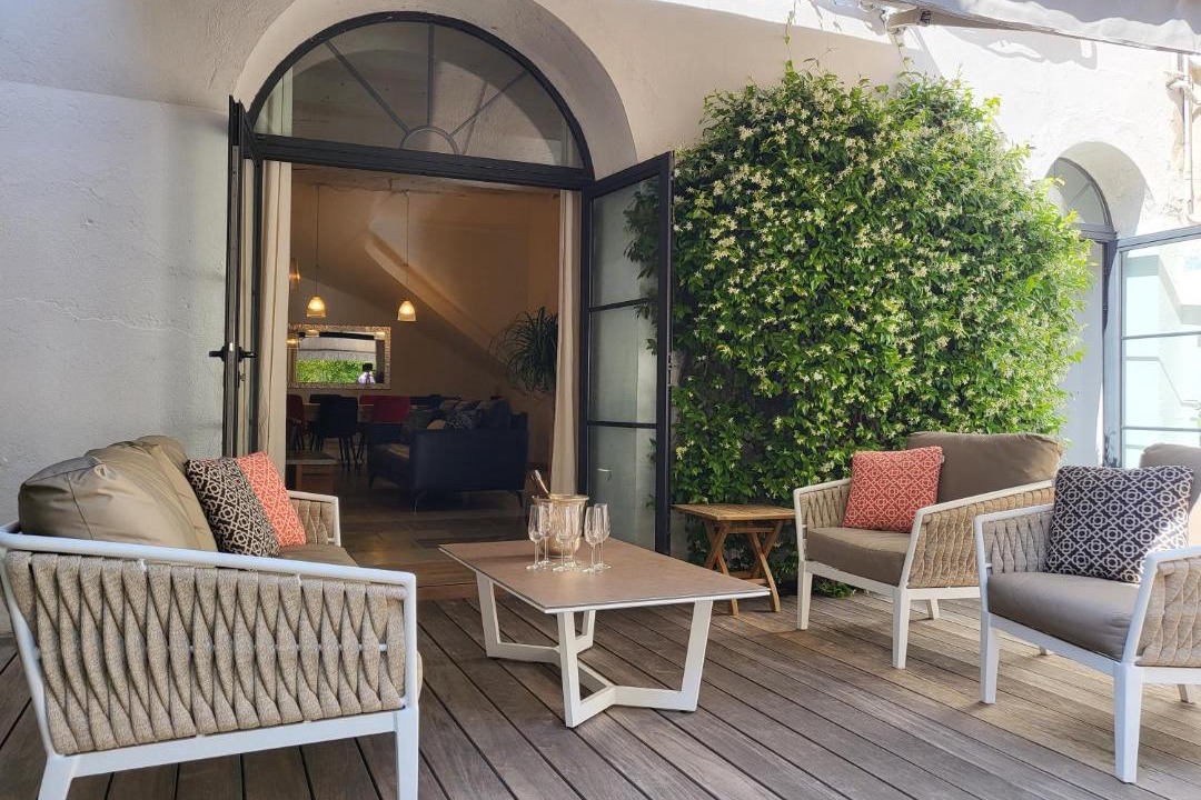 Photo of Patio Balcony in Cannes City Centre